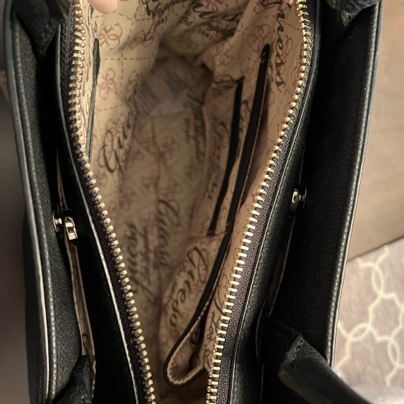 Guess Shoulder Crossbody Bag - Picture 7 of 7